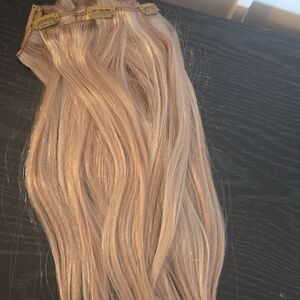 Elegant Light Blonde Hair Extensions